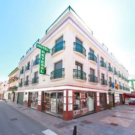 Reyesol Hotell