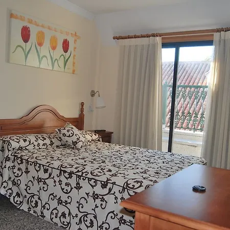 Hotel Reyesol 2*
