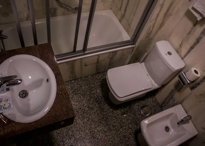 Reyesol 호텔 푸엔히롤라